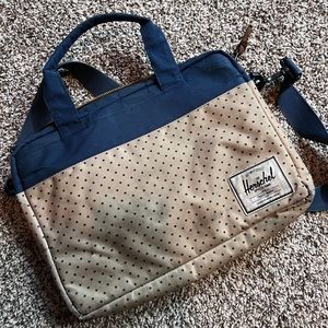Hershel Satchel